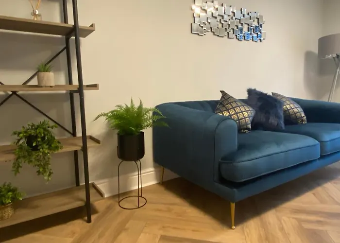 Superb City Centre Apartment Within The City Walls