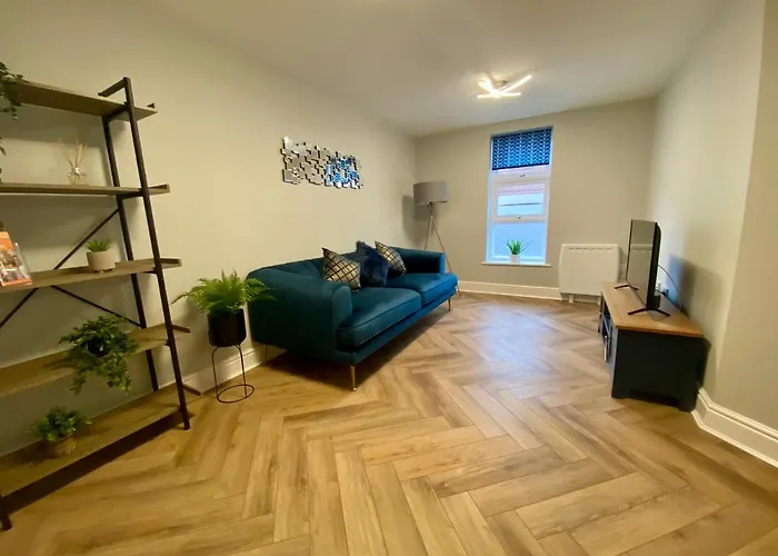Superb City Centre Apartment Within The City Walls