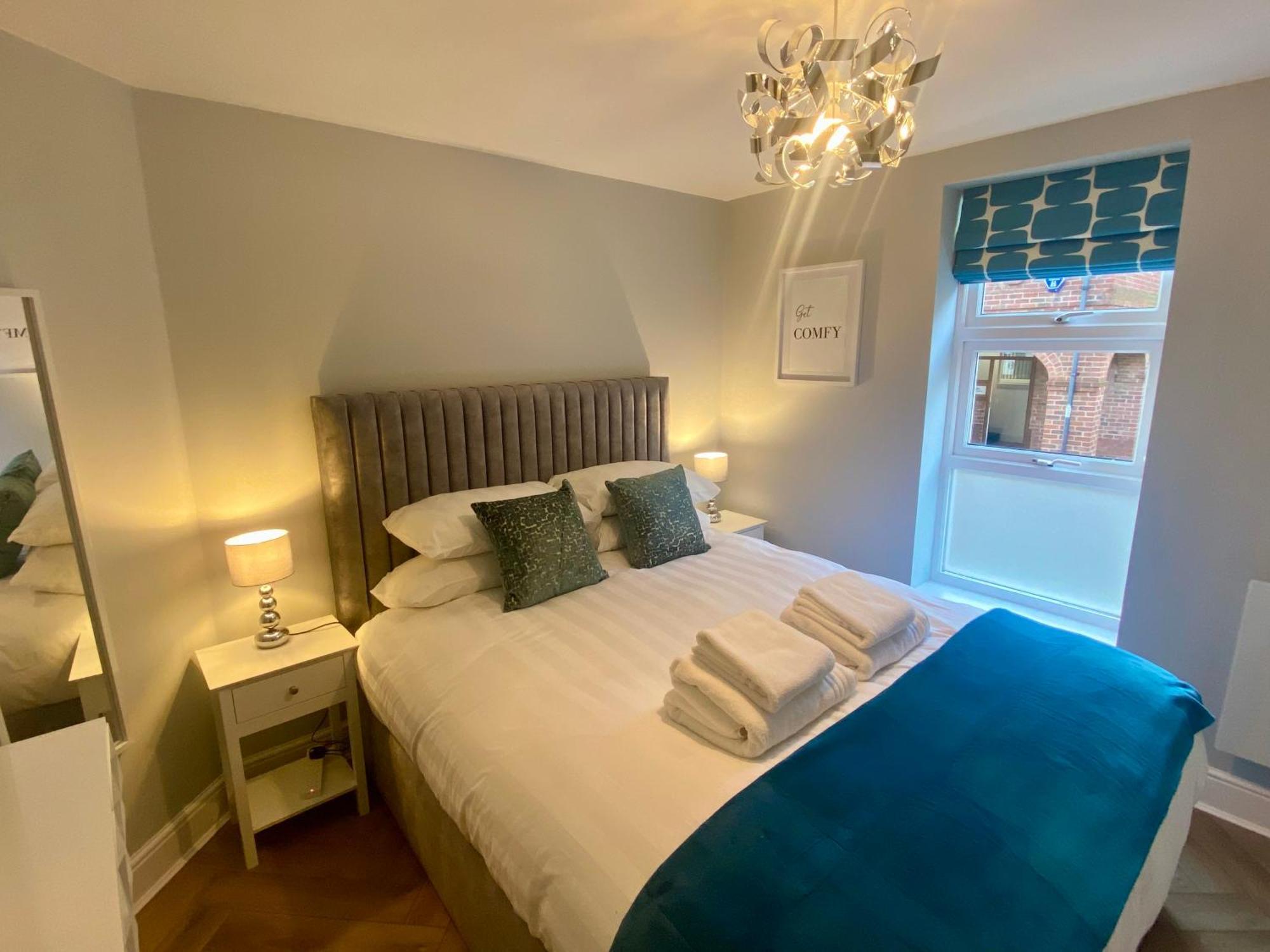 Superb Centre Within The Walls *